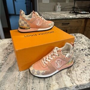 Louis Vuitton suede damier azur run away sneakers pink
